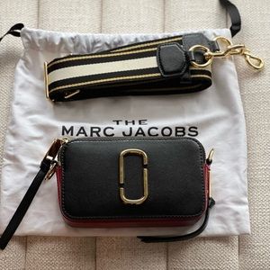 Marc Jacobs “The Snapshot Bag”